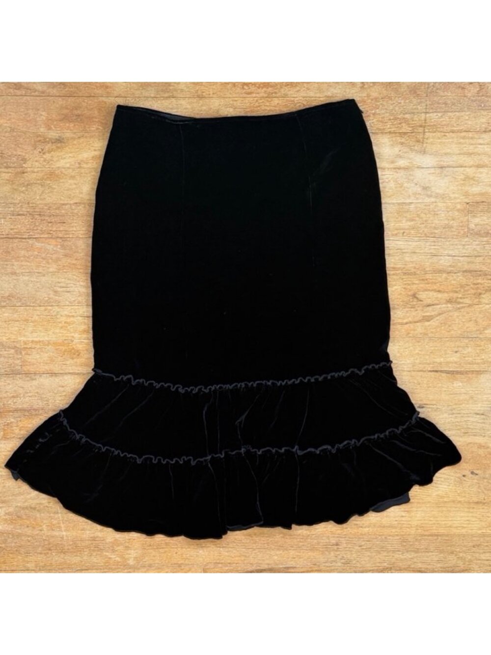INC International Concepts Skirt Size 8 NWT Black Crushed Velvet Flare Trumpet -